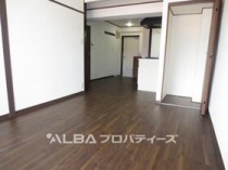 https://image.rentersnet.jp/03ab5154-a1b9-44b1-bbda-cf75f82e73ec_property_picture_3220_large.jpg