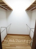 https://image.rentersnet.jp/100713f4-713e-4709-8020-e02dd8cadb59_property_picture_3220_large.jpg