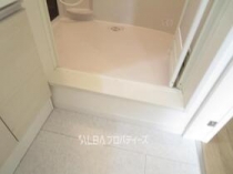 https://image.rentersnet.jp/174a4a9b-8b68-40a0-9e47-ae4ca3d62949_property_picture_3220_large.jpg