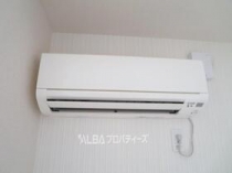 https://image.rentersnet.jp/2e806037-5b11-45f6-b507-f9bd92e084f5_property_picture_3220_large.jpg