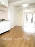 https://image.rentersnet.jp/3d138e95-e2bd-4c39-9517-51d63c1f5ad0_property_picture_3220_large.jpg