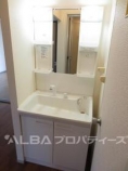 https://image.rentersnet.jp/6bd64e8e-f845-4bbd-9d36-fce482961b09_property_picture_3220_large.jpg