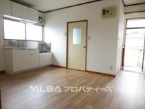 https://image.rentersnet.jp/70b99eb9-23d5-4b09-bcc2-e37799f46725_property_picture_3220_large.jpg