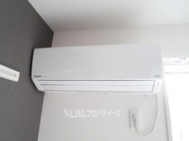 https://image.rentersnet.jp/70cf019a-82c4-4d96-ab1a-4d8e869d8b56_property_picture_3220_large.jpg