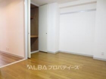 https://image.rentersnet.jp/73f0802d-a7d6-484f-b20a-9c88f8dd1741_property_picture_3220_large.jpg
