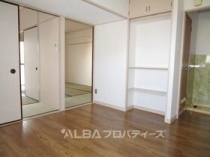 https://image.rentersnet.jp/7482dd42-7fdd-4055-bda7-cf6f541110b1_property_picture_3220_large.jpg