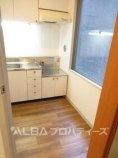https://image.rentersnet.jp/7684c8dc-89ca-473e-9f9f-feec90c82c44_property_picture_3220_large.jpg