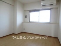 https://image.rentersnet.jp/7bbe5ad6-0d13-47d0-83c5-5df1deb85801_property_picture_3220_large.jpg