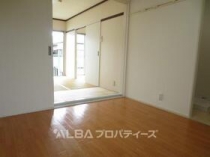 https://image.rentersnet.jp/a518718b-3d21-4916-9686-c87ad6e23d65_property_picture_3220_large.jpg