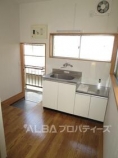 https://image.rentersnet.jp/b658a085-aef0-4443-aa57-340a86cbc268_property_picture_3220_large.jpg