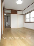 https://image.rentersnet.jp/b8a43c48-b0c5-442d-87e7-16fdc684d895_property_picture_3220_large.jpg