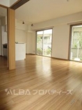 https://image.rentersnet.jp/b9a09647-4503-4fc8-9619-1fbe0ce30d6d_property_picture_3220_large.jpg