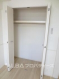 https://image.rentersnet.jp/bca6201a-e96d-4440-805e-16a7b86fad48_property_picture_3220_large.jpg