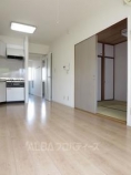 https://image.rentersnet.jp/f29e1a08-1203-40c8-ba25-a0477ede5097_property_picture_3220_large.jpg