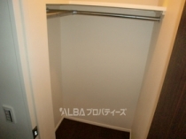 https://image.rentersnet.jp/f552bd5c-7e10-443d-a05d-dfa9c0457778_property_picture_3220_large.jpg