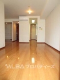 https://image.rentersnet.jp/f5bd19bf-66ef-4553-bba0-5569e5e82f2a_property_picture_3220_large.jpg