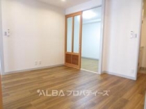 https://image.rentersnet.jp/fe1e41cc-e974-4659-9175-f4961f5c723d_property_picture_3220_large.jpg